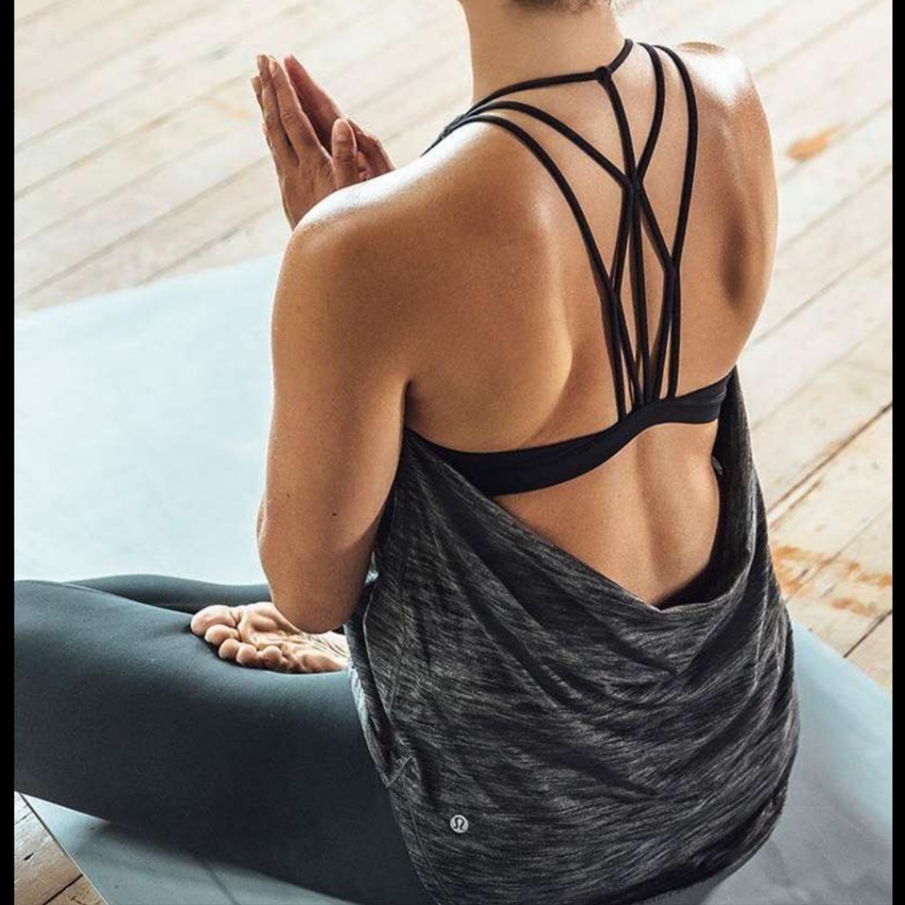Lululemon Raise the Barre tank - BNWT